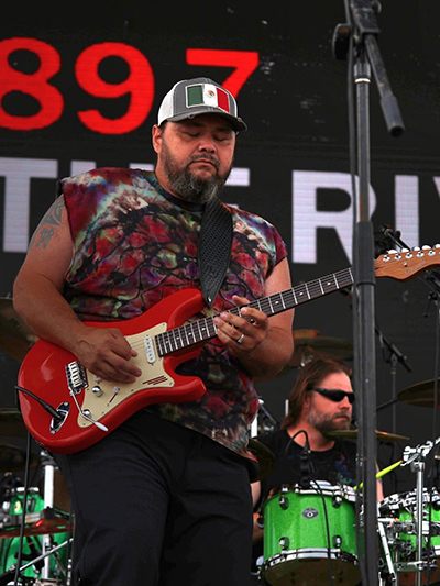 Hector Anchondo Magneto Guitars